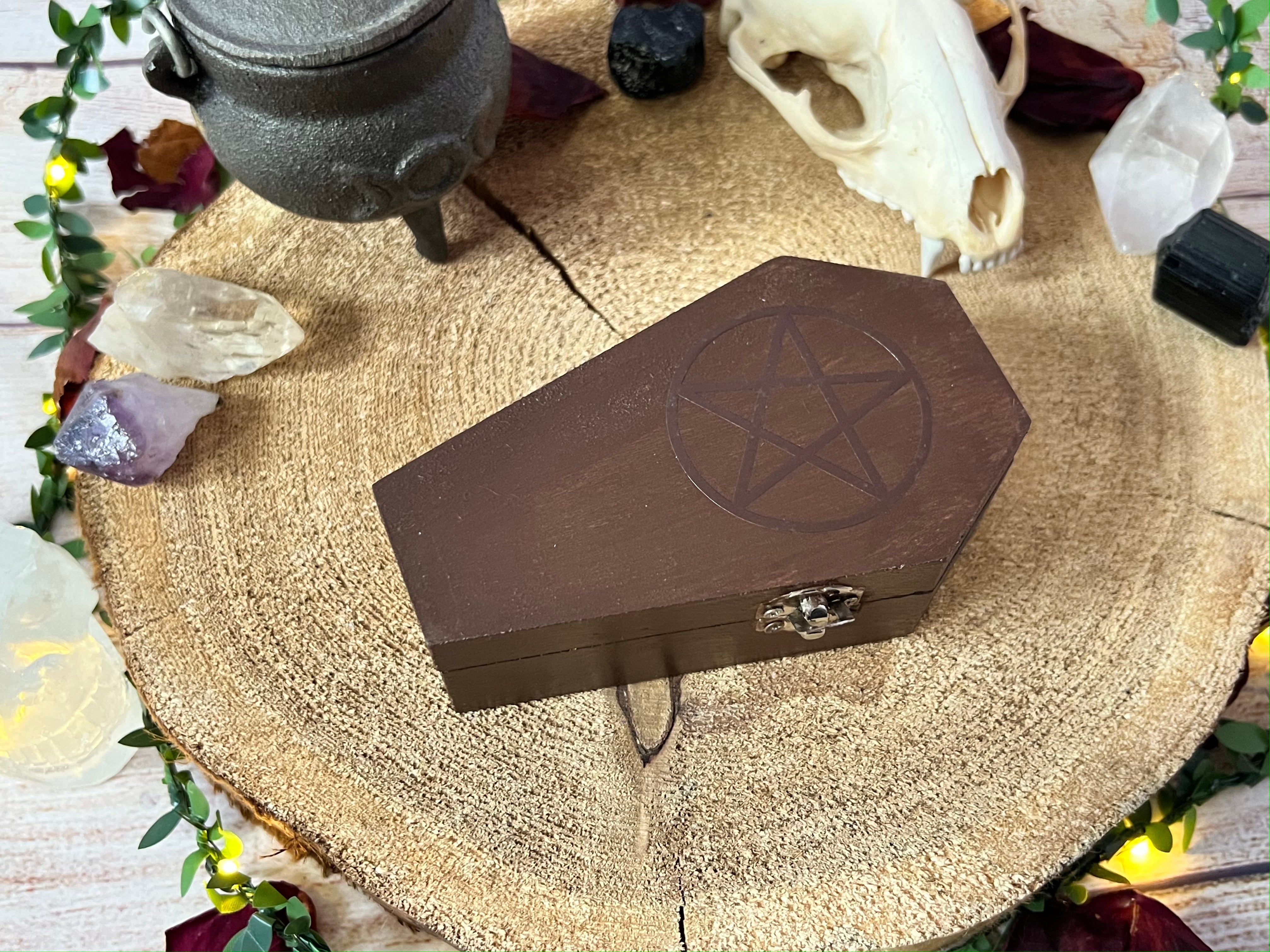 Coffin Travelling Witch Altar