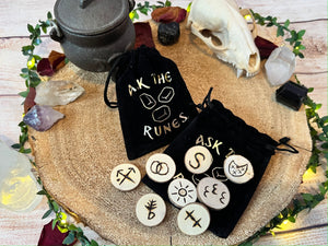 Witches Rune Set of 8